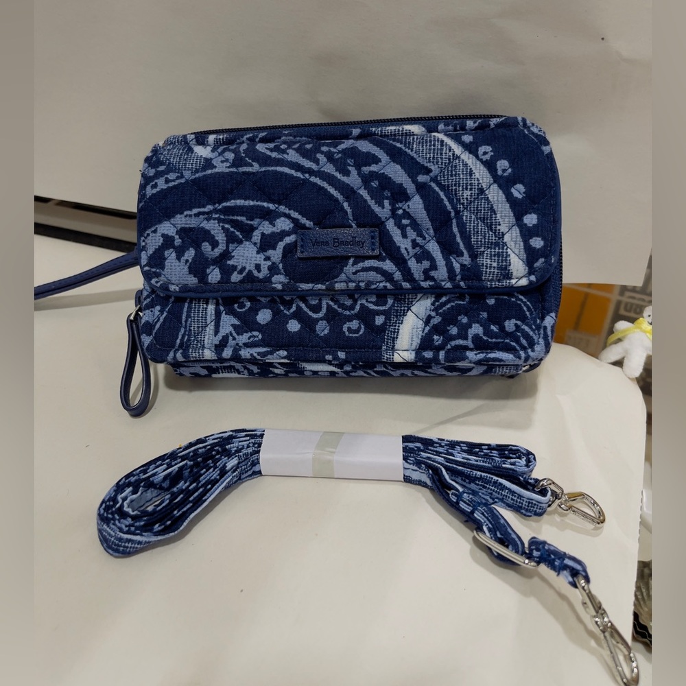 12-14” Vera Bradley Wristlet Wallet